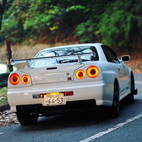 Golden hour witch r34